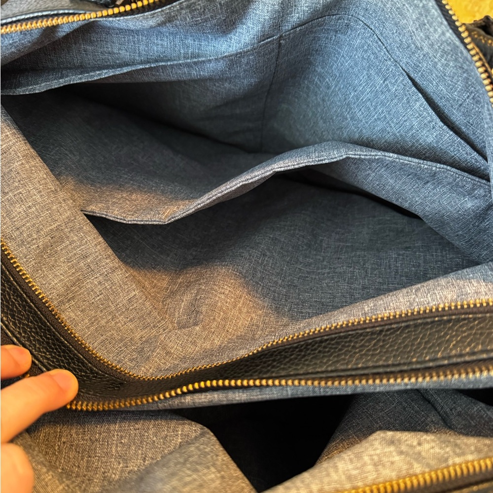 Freshly Picked Vegan Leather Weekender Bag - Picture 7 of 13